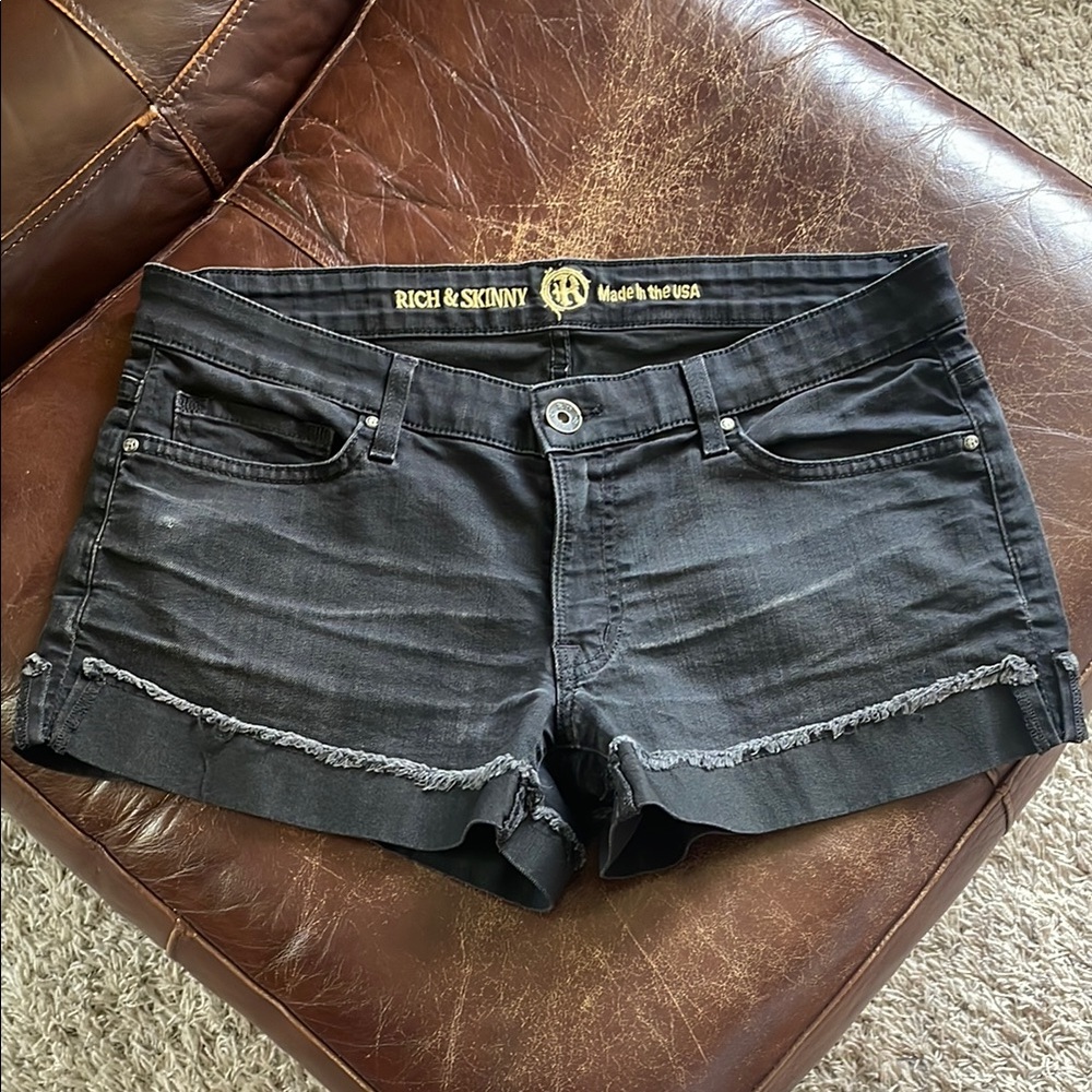 Rich & Skinny Cuff Shorts Black Graphite 30
